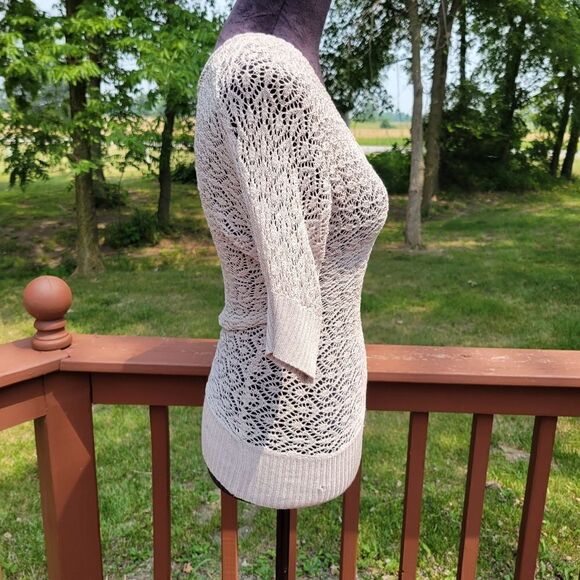 Candies Ladies Top Crochet Knit 1/2 sleeve V-Neck Pullover Cream Large - Picture 4 of 13